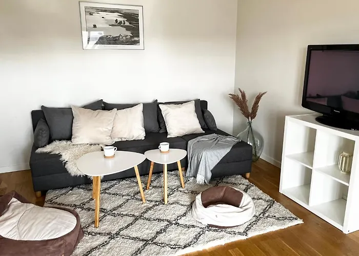 Cozy And Modern With A Countryside Feeling In Μπέργκεν